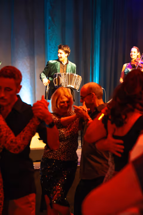 Photo from Milonga Bella Vida on 19 October 2024