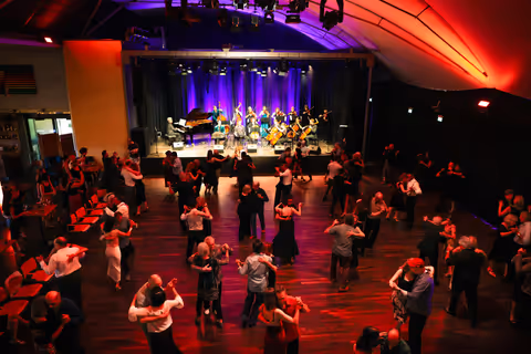 Photo from Milonga Bella Vida on 19 October 2024