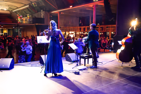 Photo from Milonga Bella Vida on 19 October 2024